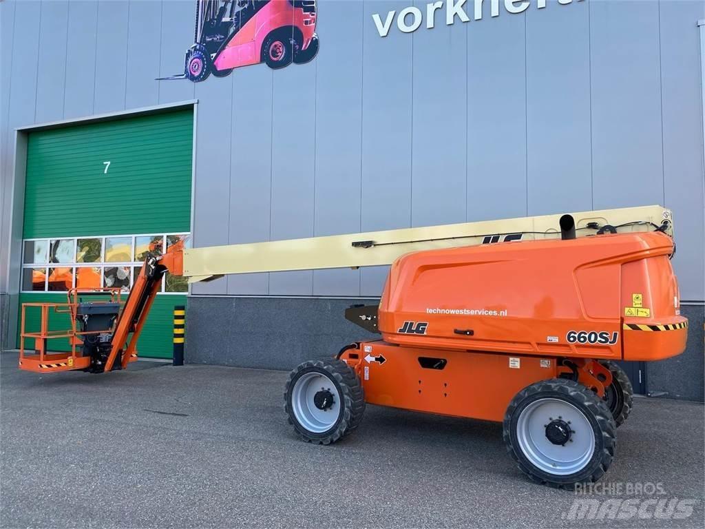 JLG 660SJ Telescopic boom lifts