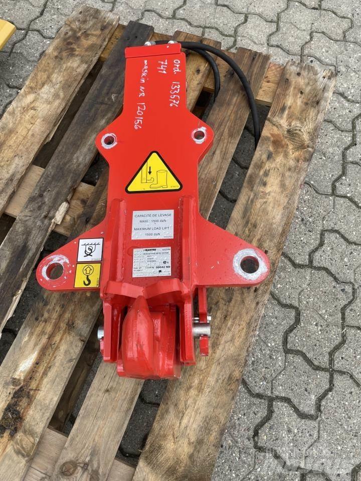 Manitou Diverse Buckets