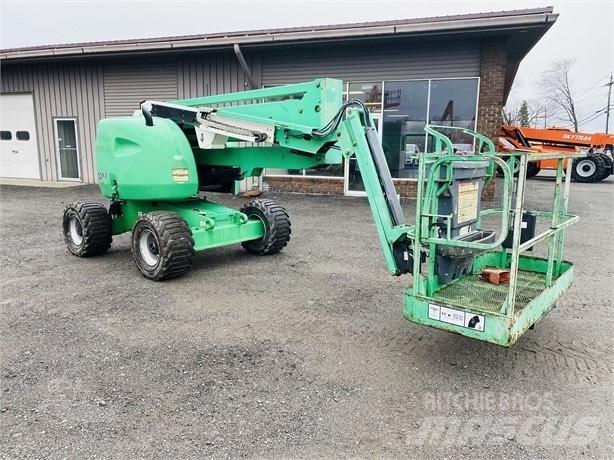 JLG 450 AJ Articulated boom lifts