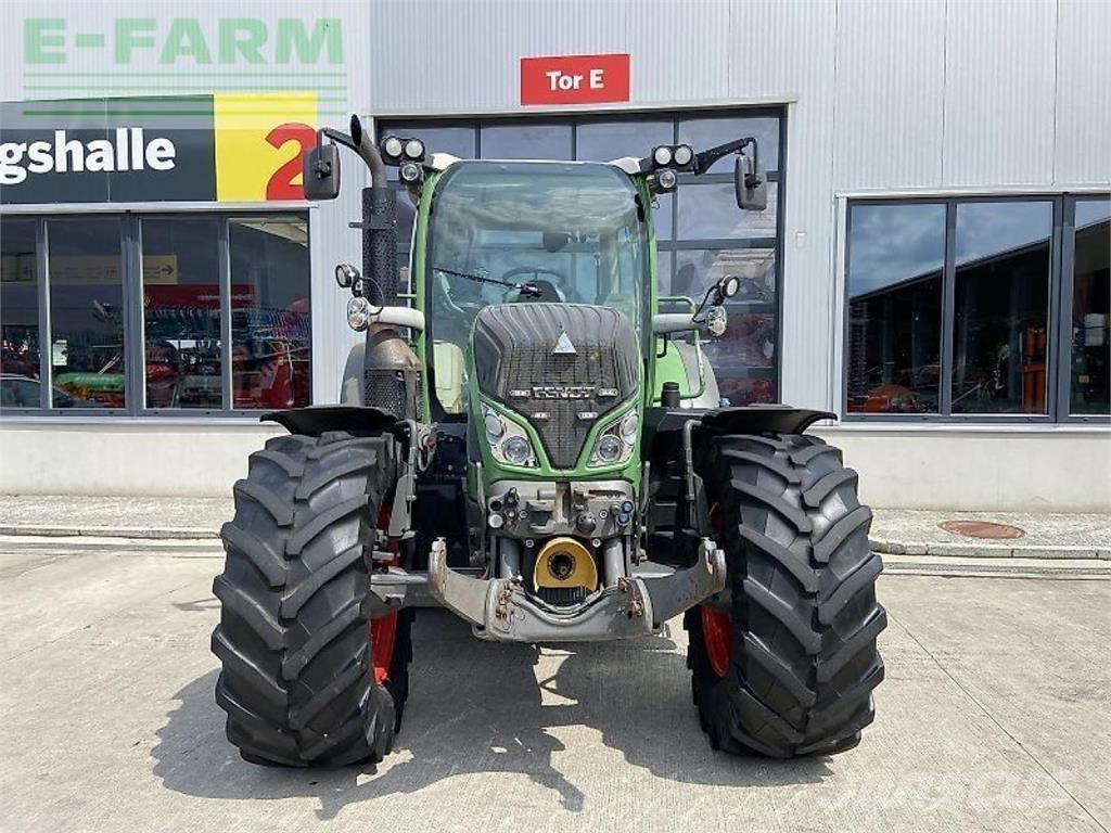 Fendt 516 vario Tractors