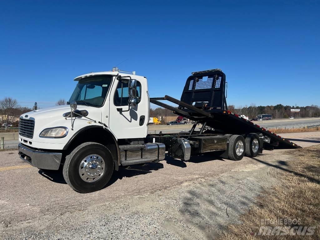 Freightliner M2 Recovery vehicles
