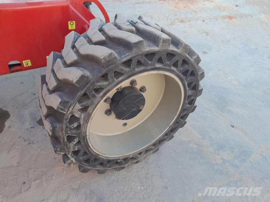 Manitou 280 TJ Articulated boom lifts
