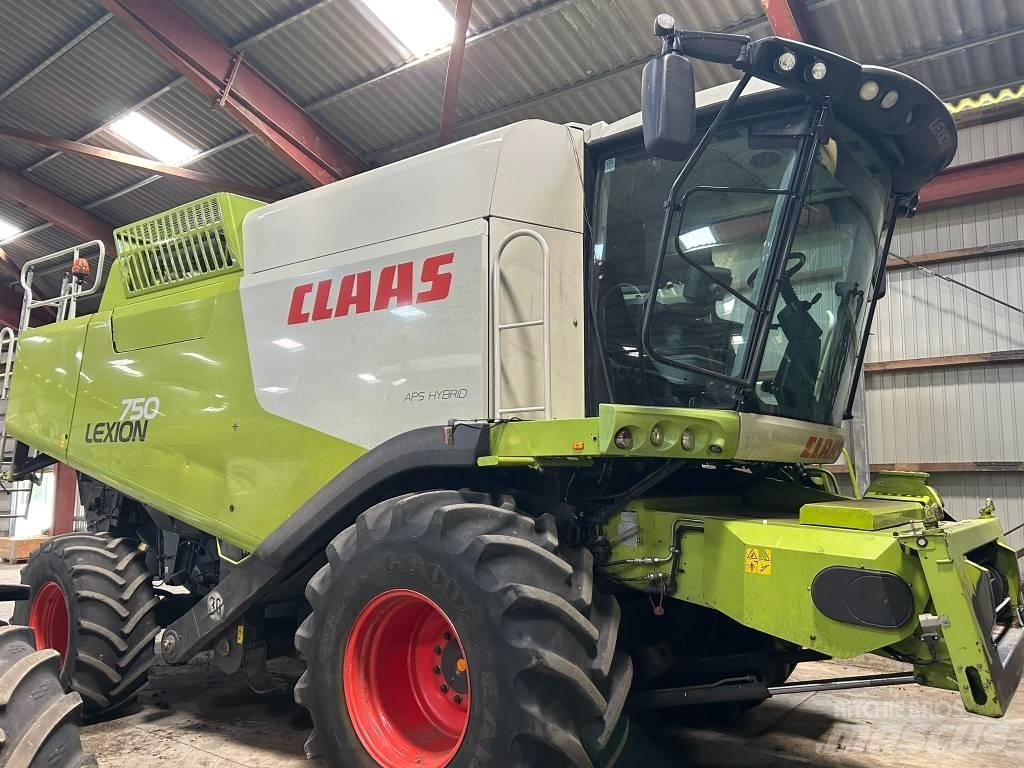 CLAAS Lexion 750 Combine harvesters