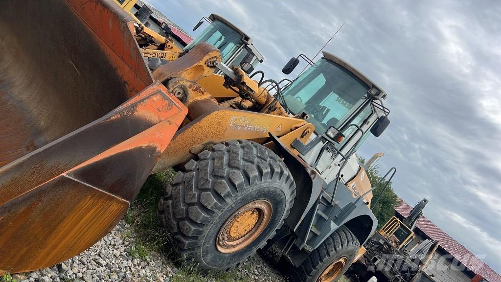 Liebherr L 580 Tracks, chains and undercarriage