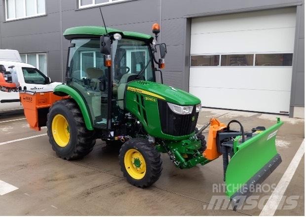 John Deere 3046 R Compact tractors