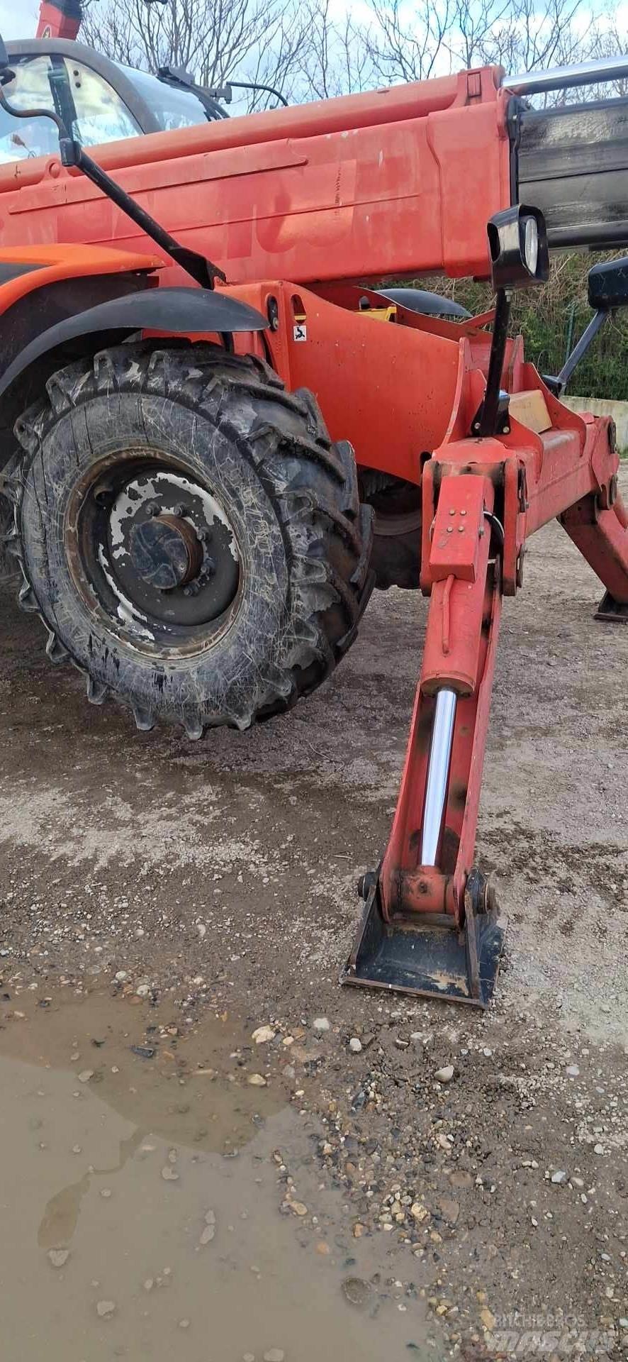 Manitou MT1440 Telescopic handlers