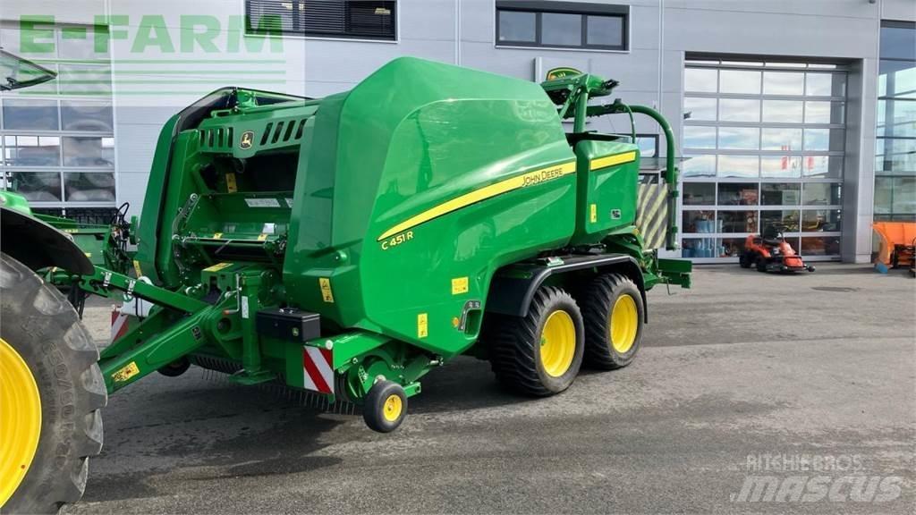 John Deere C451R Square balers