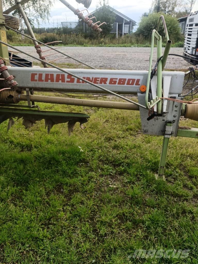 CLAAS Liner 680 Windrowers