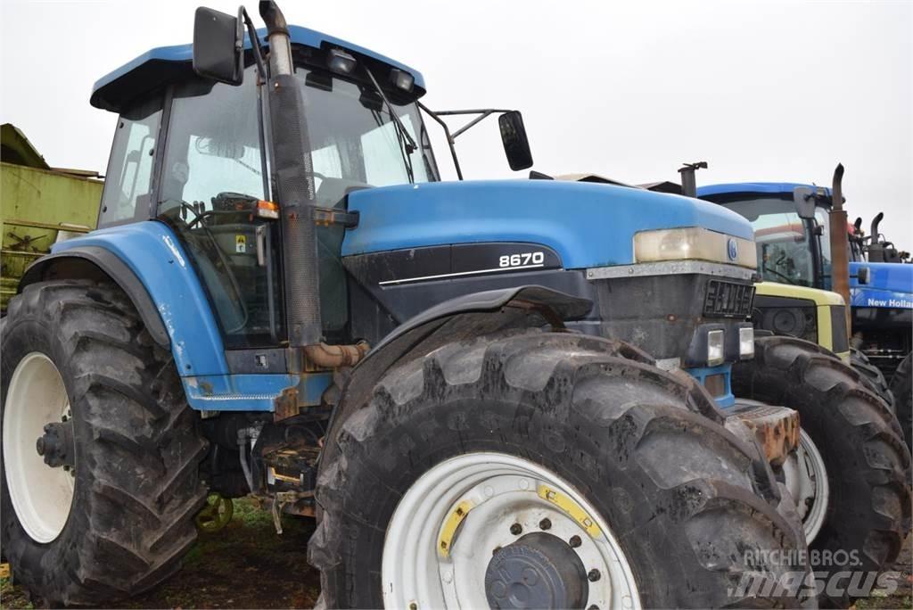 New Holland 8670 Tractors