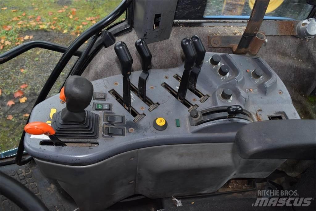 New Holland 8670 Tractors