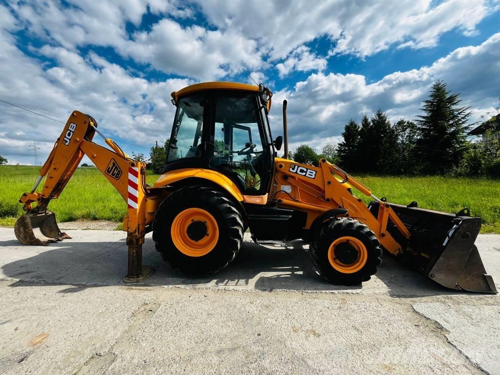 JCB 3 CX Backhoe