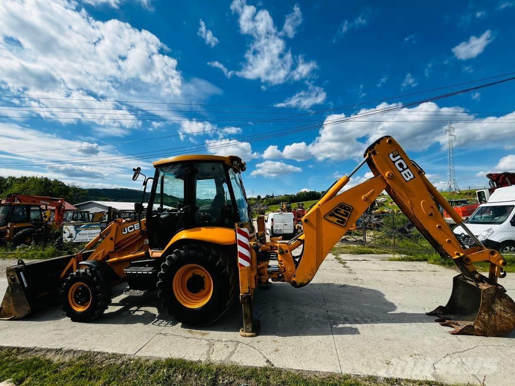 JCB 3 CX Backhoe