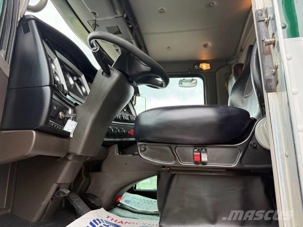 Kenworth T800 Prime Movers
