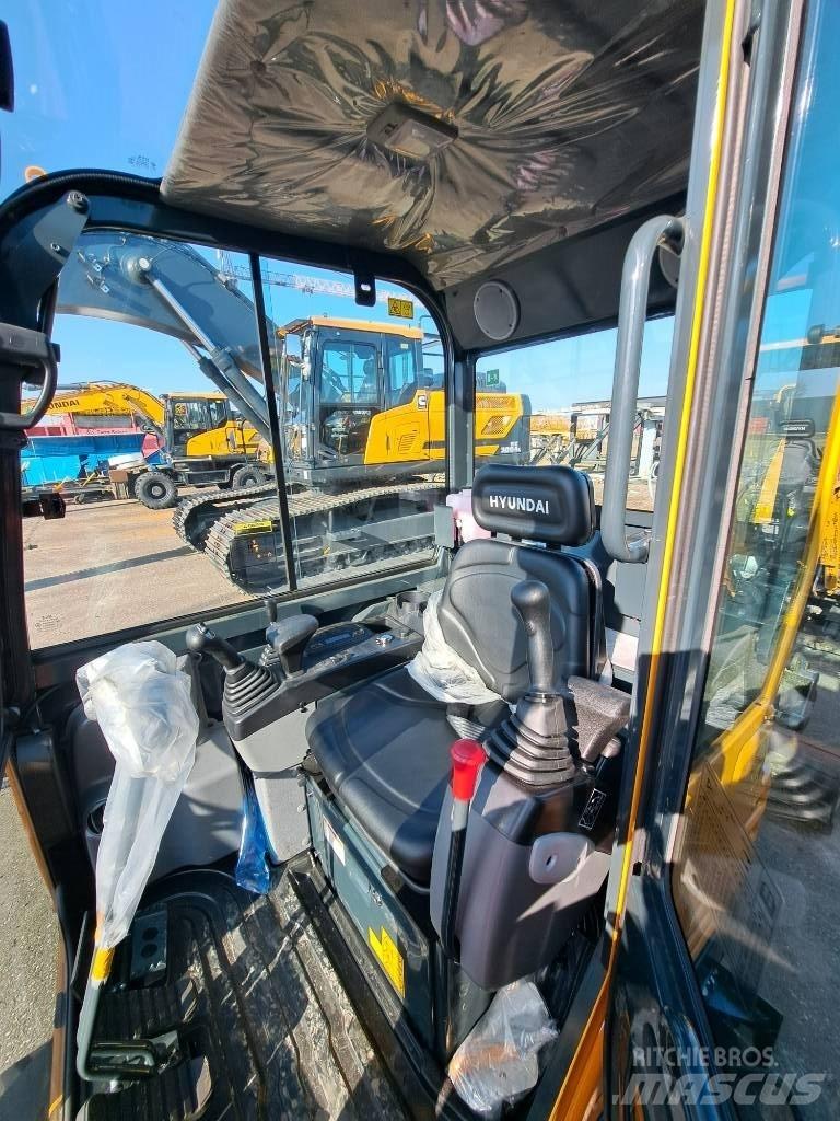 Hyundai R18-9AK Mini excavators < 7t (Mini diggers)