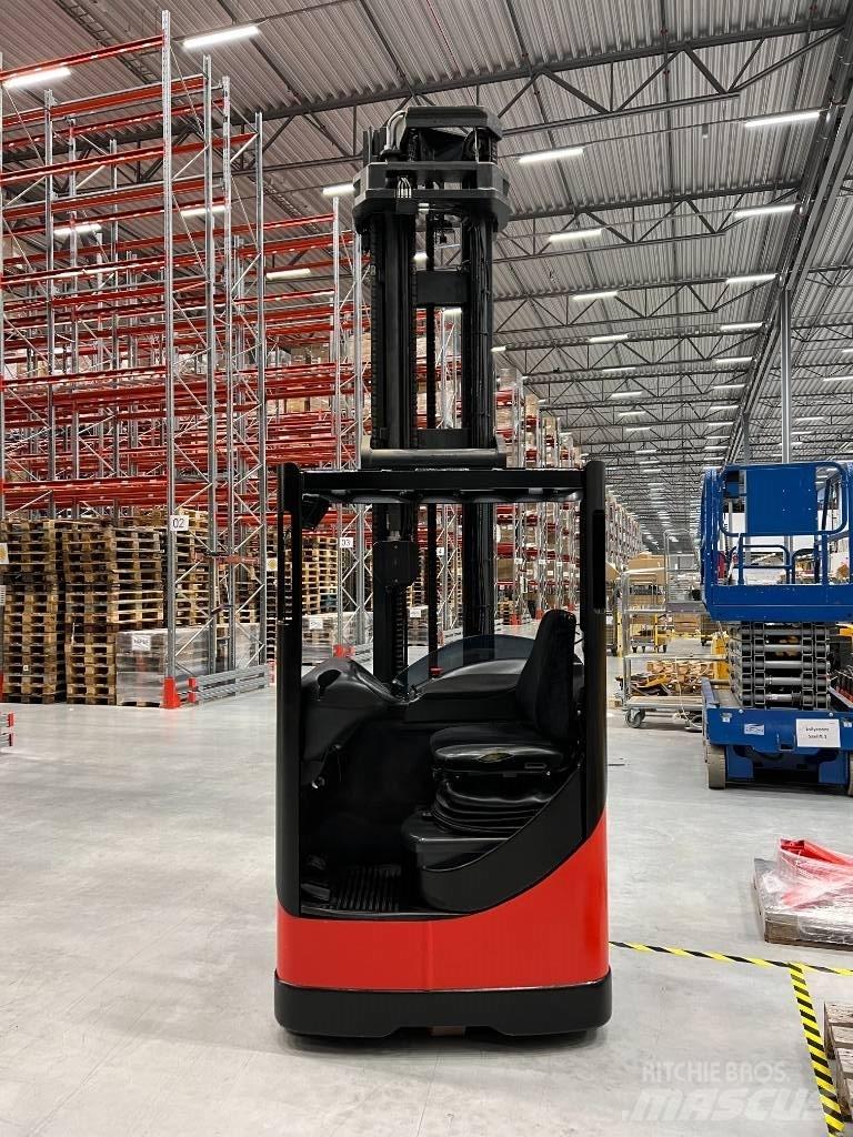 Linde R16S Reach truck