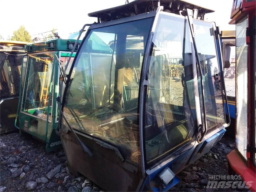 Rottne F18 Cabins and interior