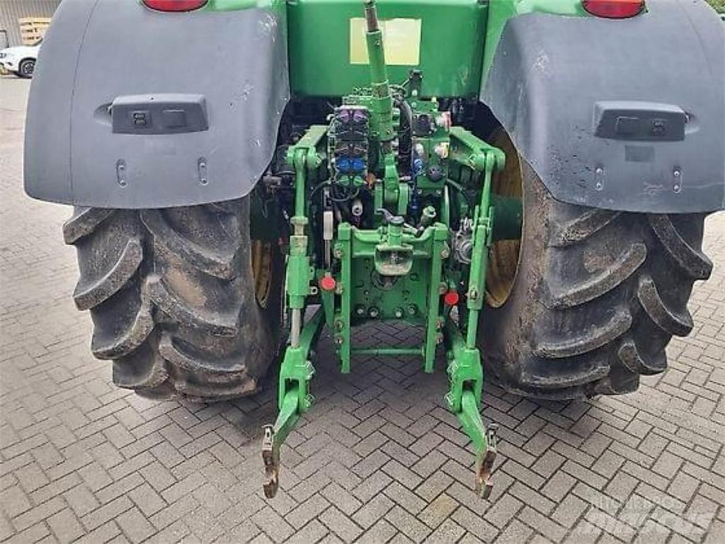 John Deere 7290 R Tractors