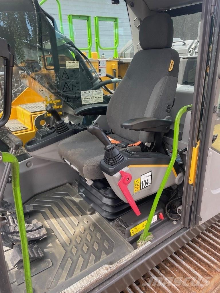 Volvo EC300EL Crawler excavators