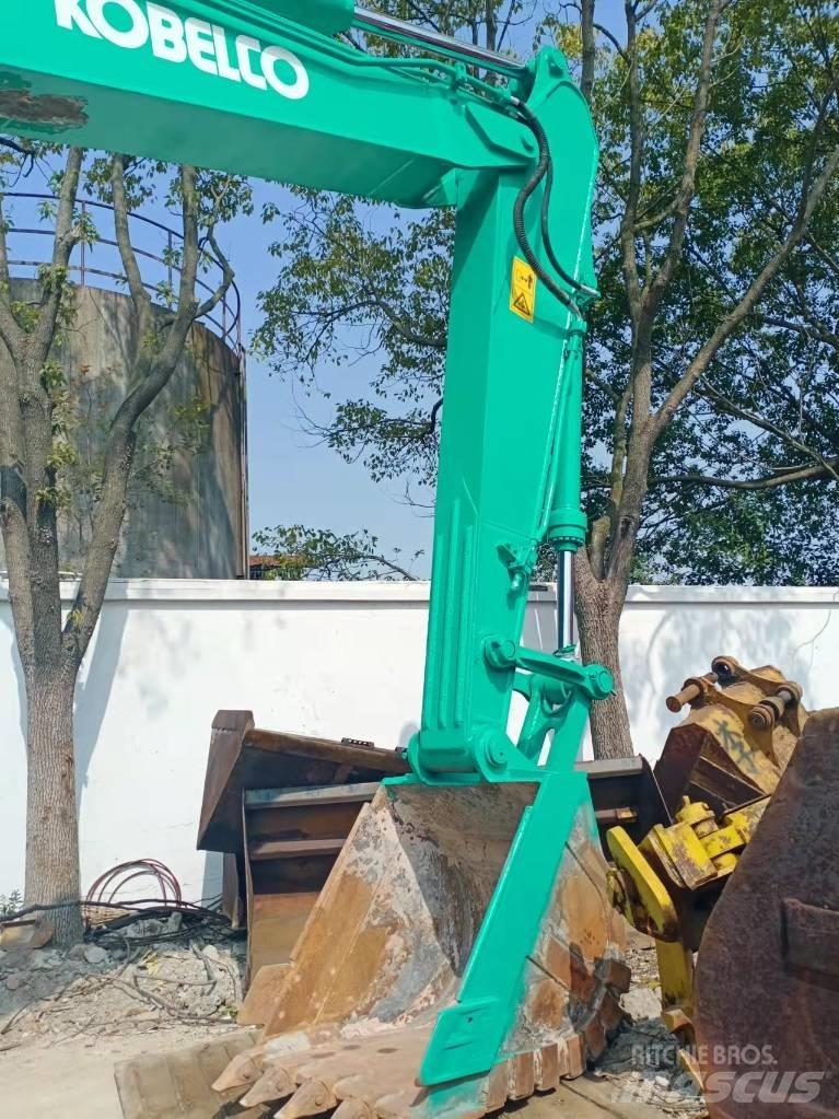 Kobelco SK 200 Crawler excavators