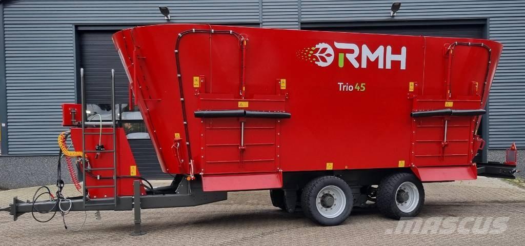 RMH Trio 45 Feed mixer