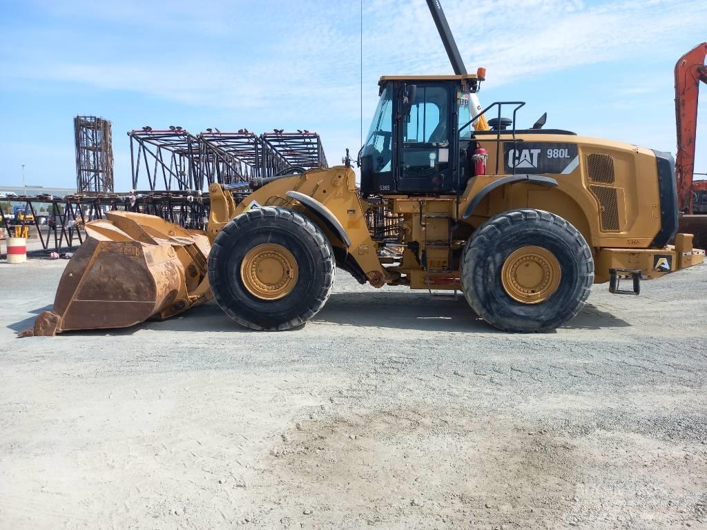 CAT 980L (Abu Dhabi) Wheel loaders