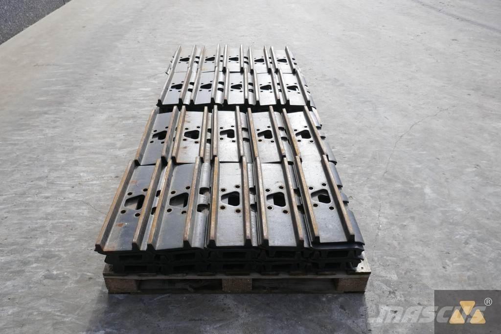 CAT 330 Trackshoes Chassis and suspension