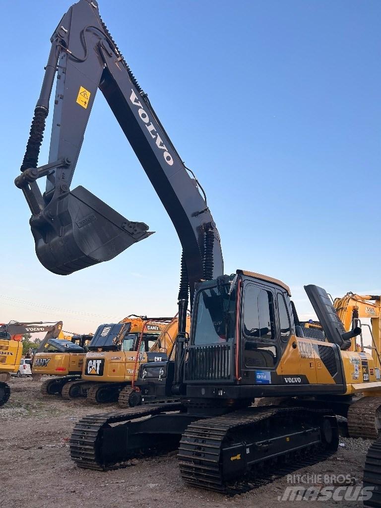 Volvo EC 210 Crawler excavators