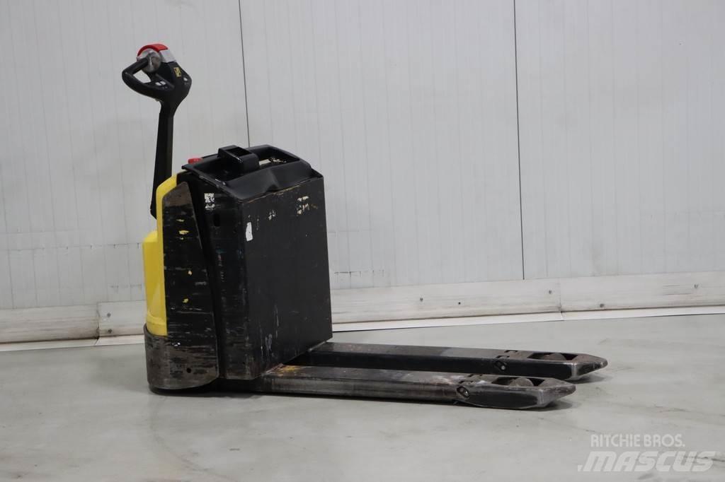 Hyster P1.6 Low lifter