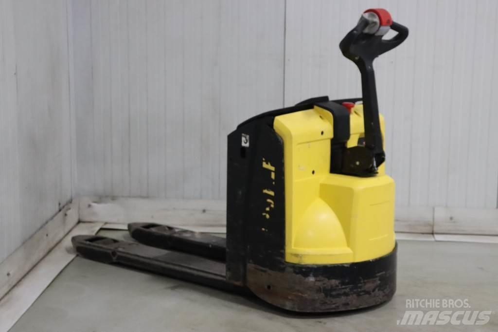 Hyster P1.6 Low lifter