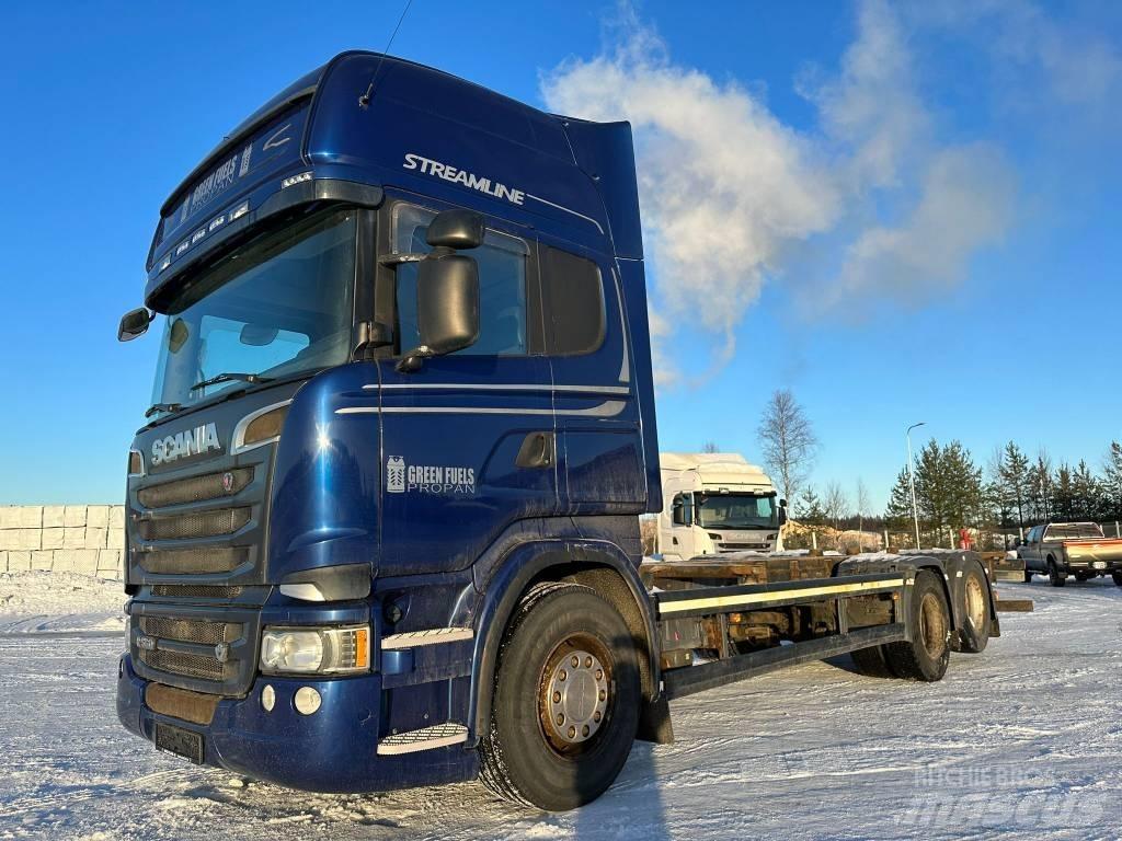 Scania R 560 Chassis Cab trucks