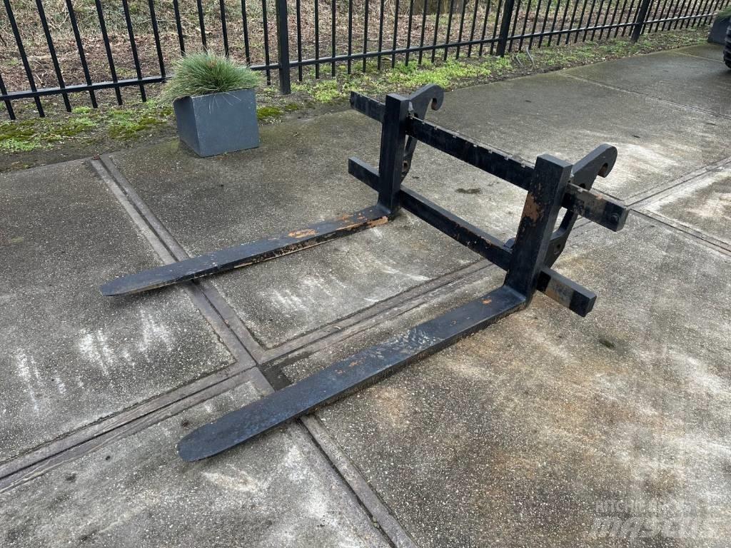 CAT 908 forks Forks