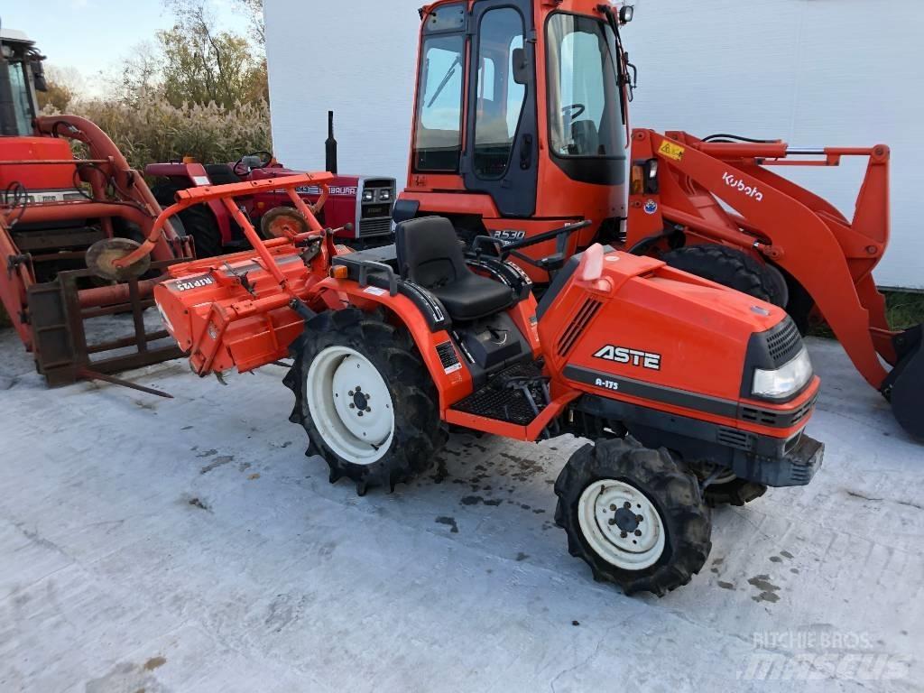 Kubota A-175 Tractors