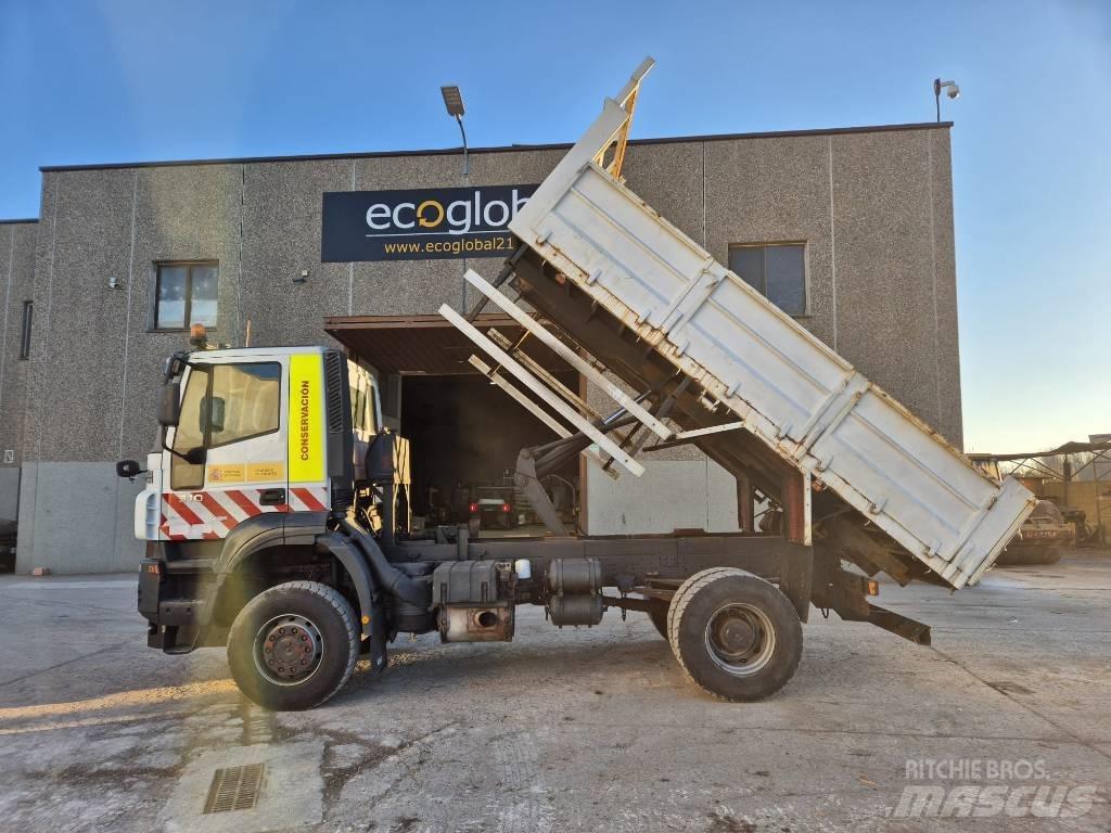 Iveco AD190T33W Tipper trucks