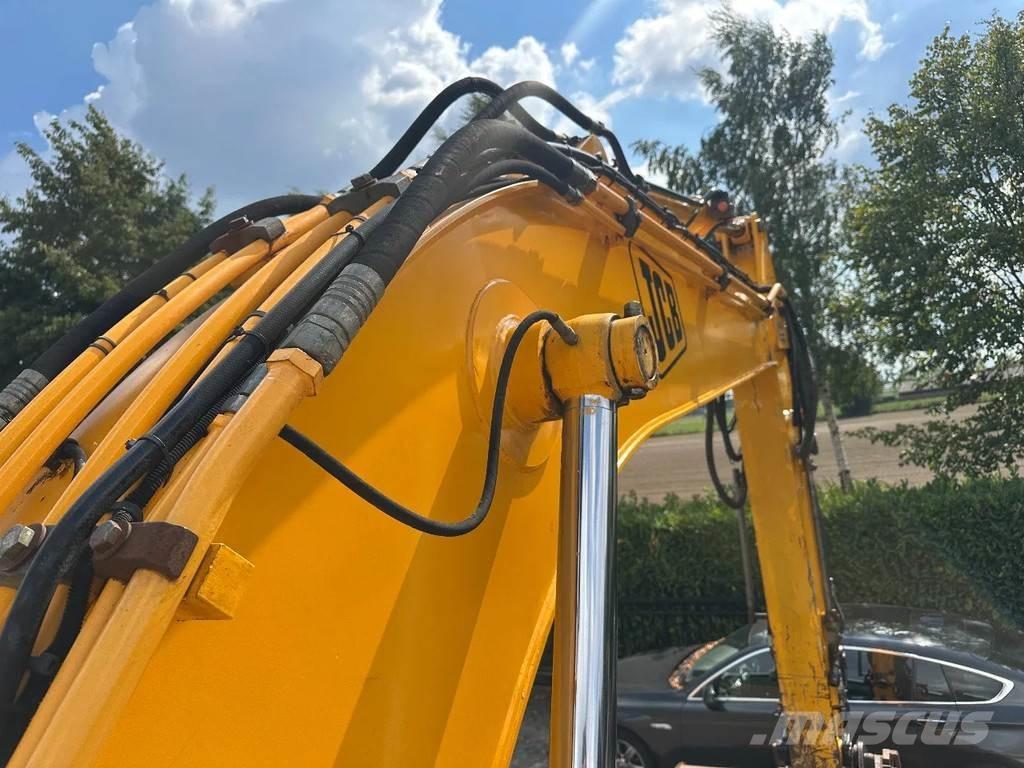 JCB JS190 LC Crawler excavators