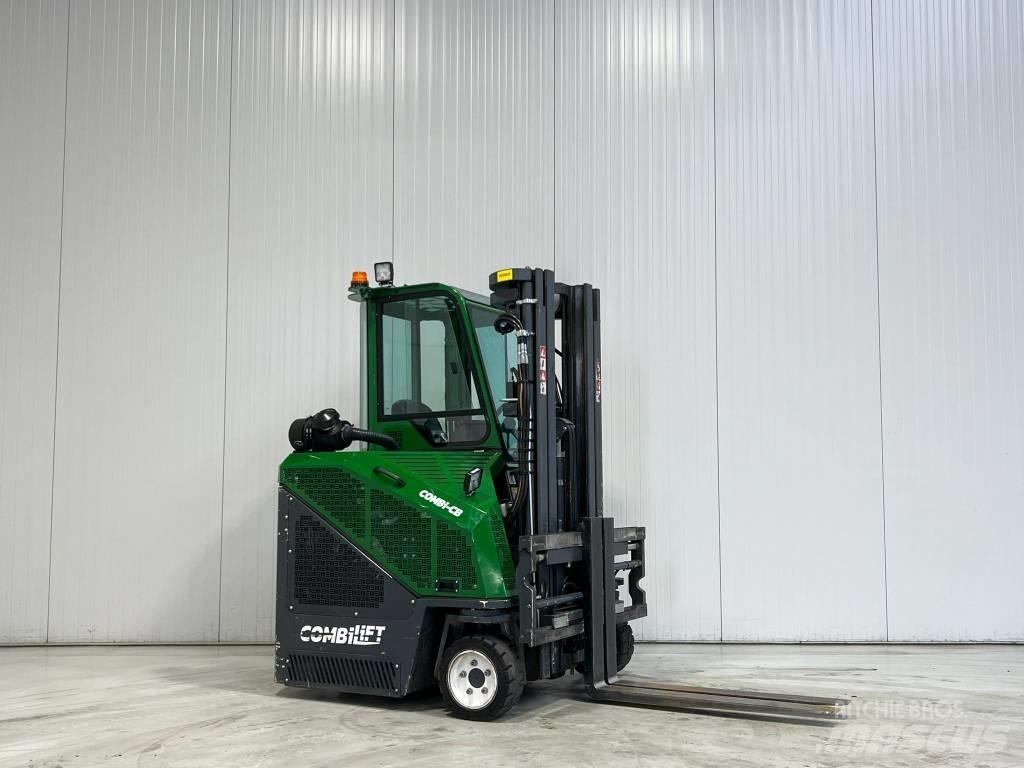 Combilift CB2500 lpg 4-way reach truck