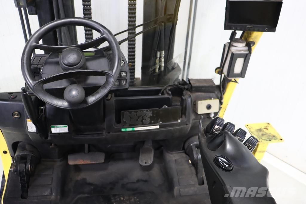 Hyster S7.0FT-8 LPG trucks