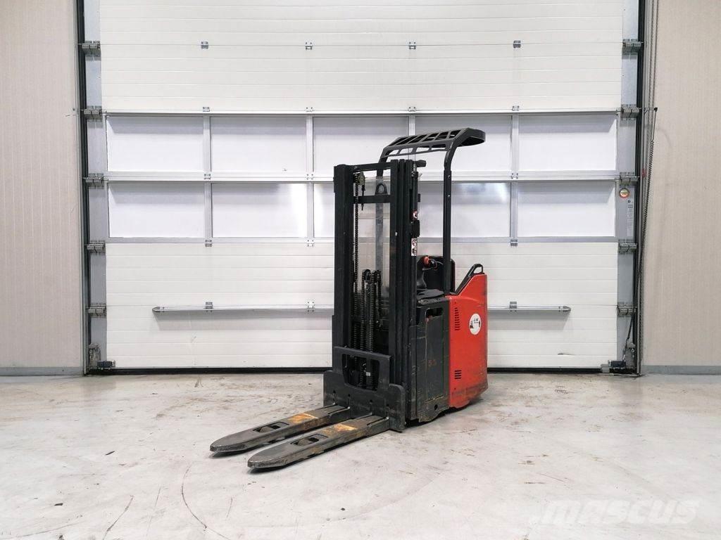 Linde L12SP Pedestrian stacker