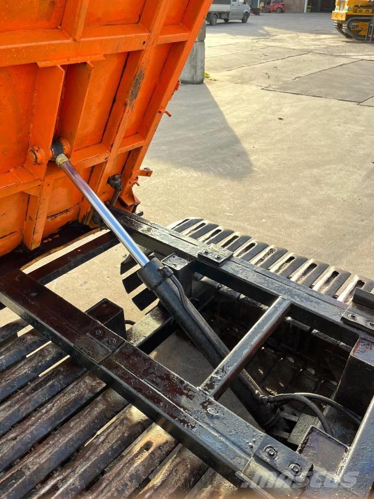 Kubota RC 30 Tracked dumpers