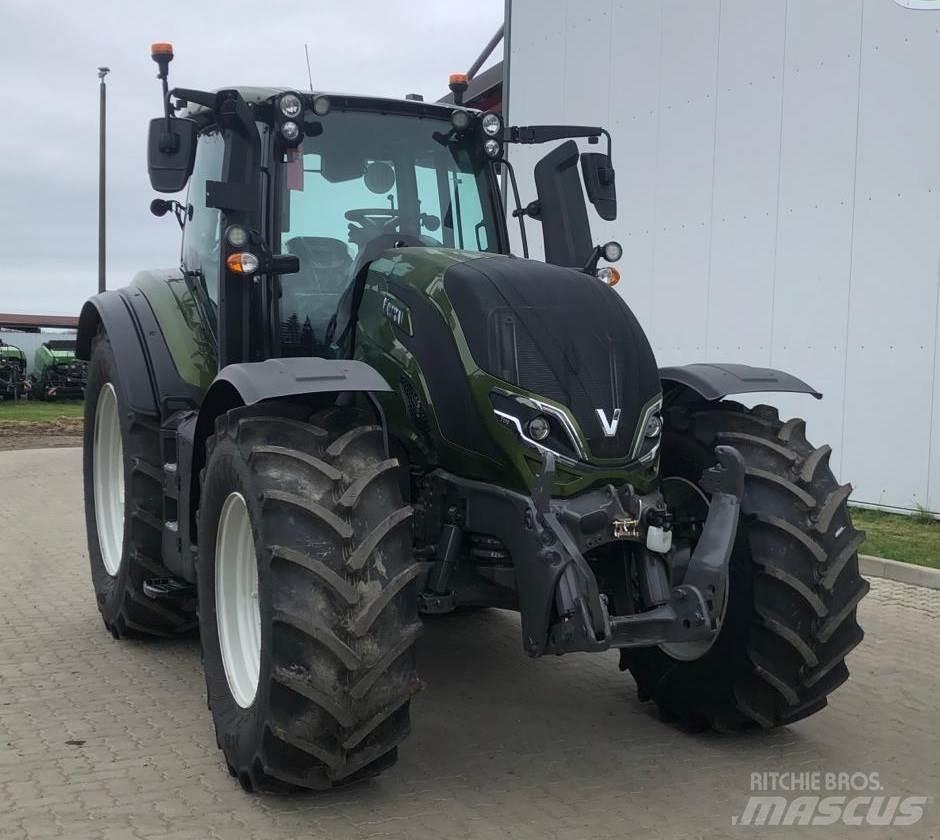 Valtra T175EA Tractors