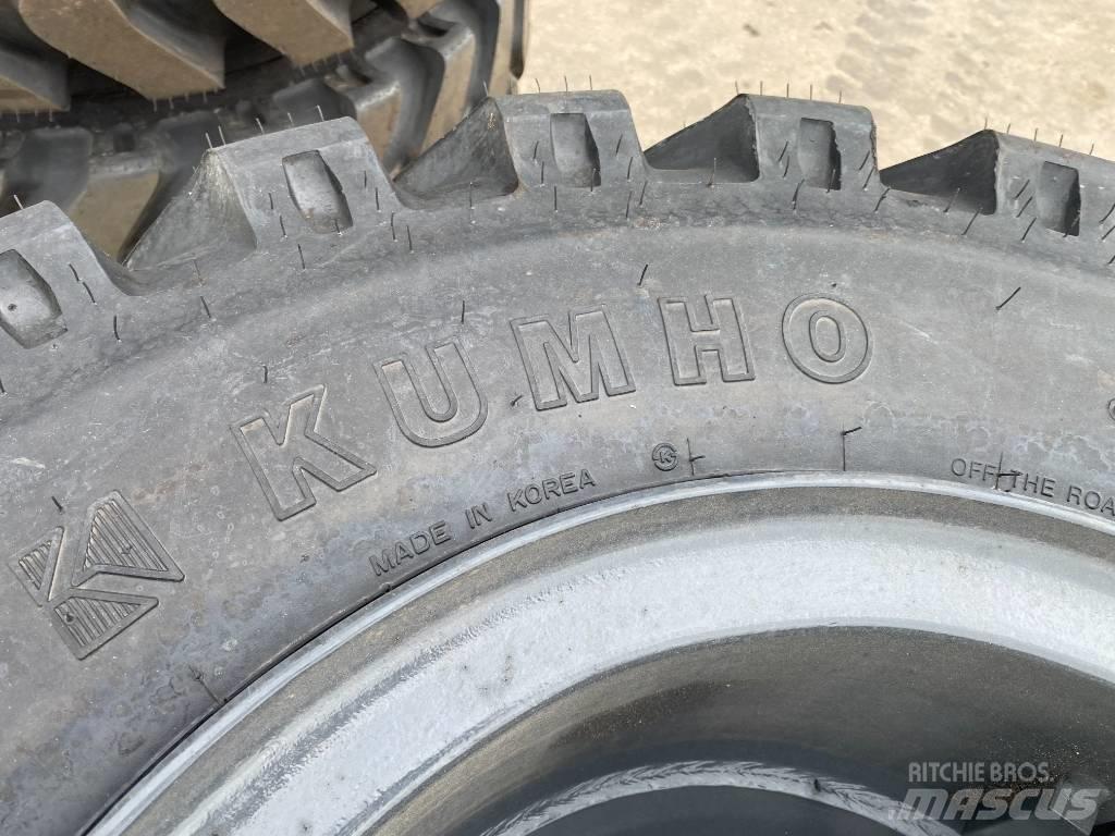 Kumho 10,00-20 Tyres, wheels and rims
