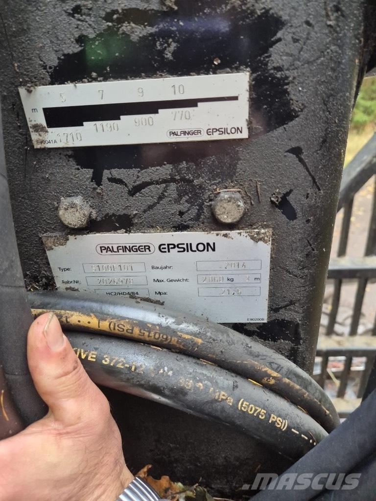 John Deere 1110 E Forwarders