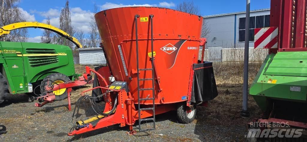 Kuhn EuroMix I Feed mixer