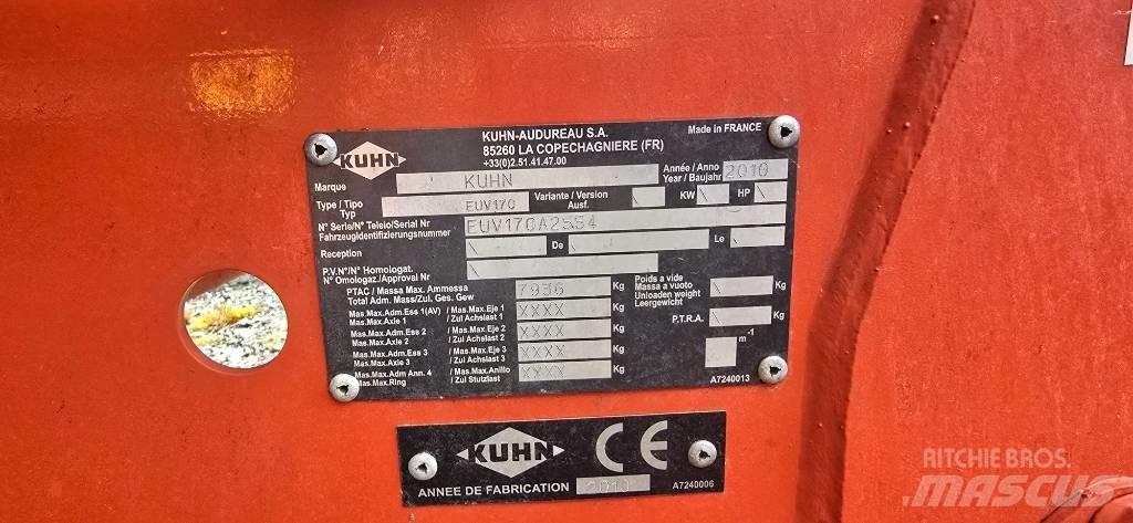 Kuhn EuroMix I Feed mixer