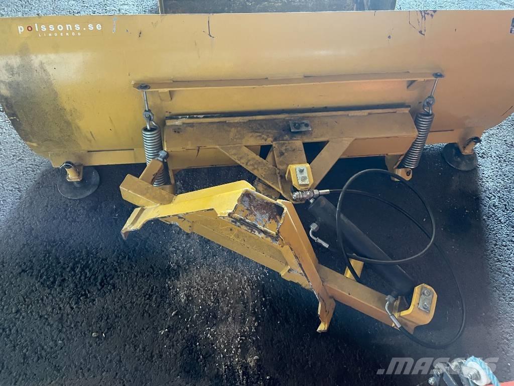  P.Olssons LB 180 Snow groomers