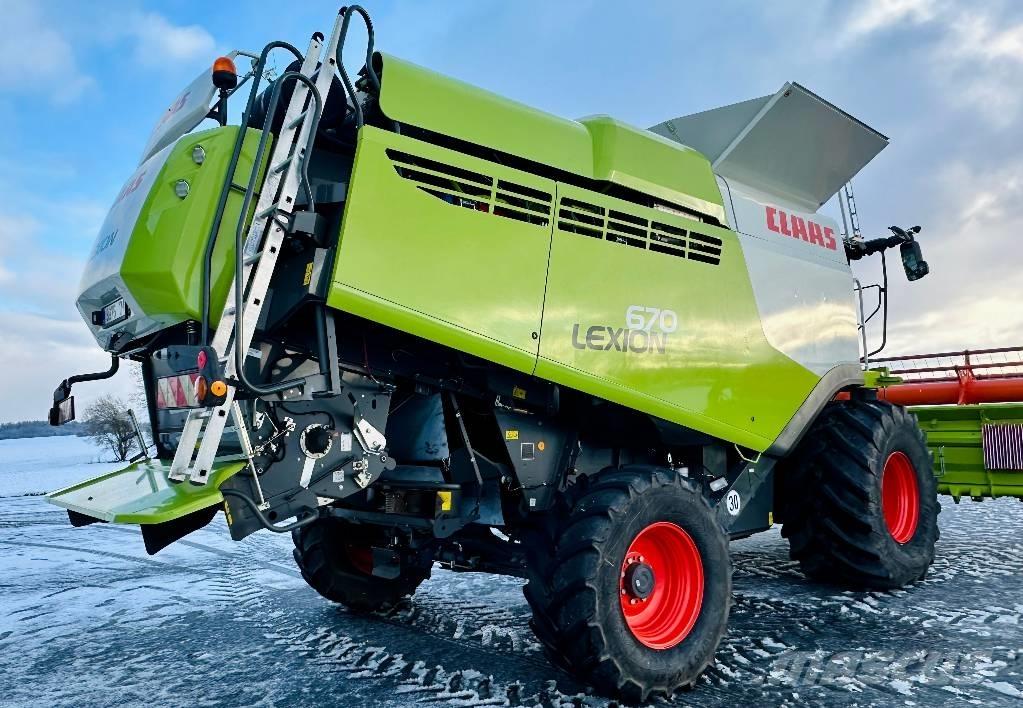 CLAAS Lexion 670 Combine harvesters