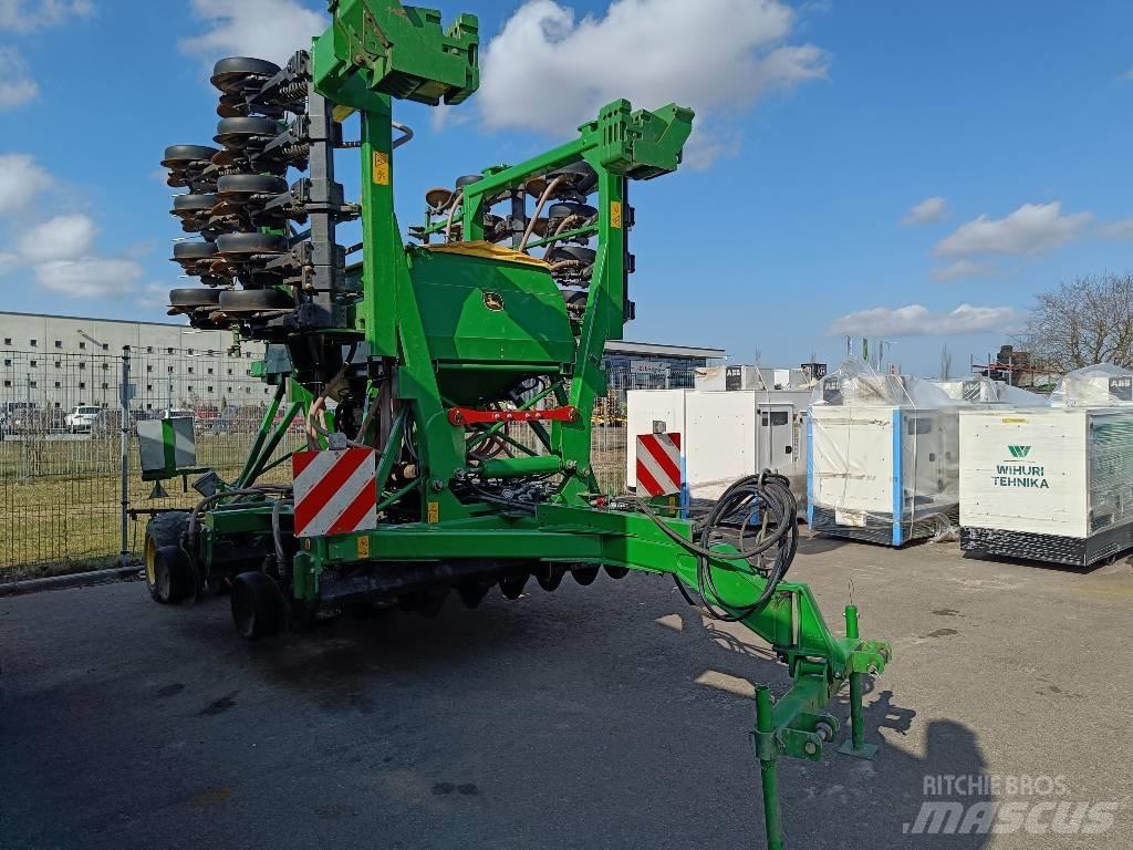 John Deere 750 A Drills