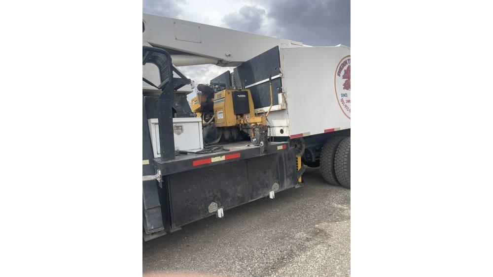 Ford F 7000 Truck mounted platforms