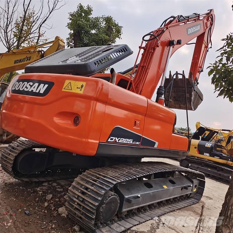 Doosan DX 225 LC-9C Crawler excavators