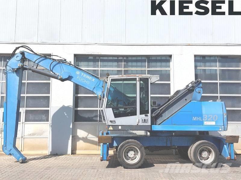 Fuchs MHL 320 D Waste / industry handlers