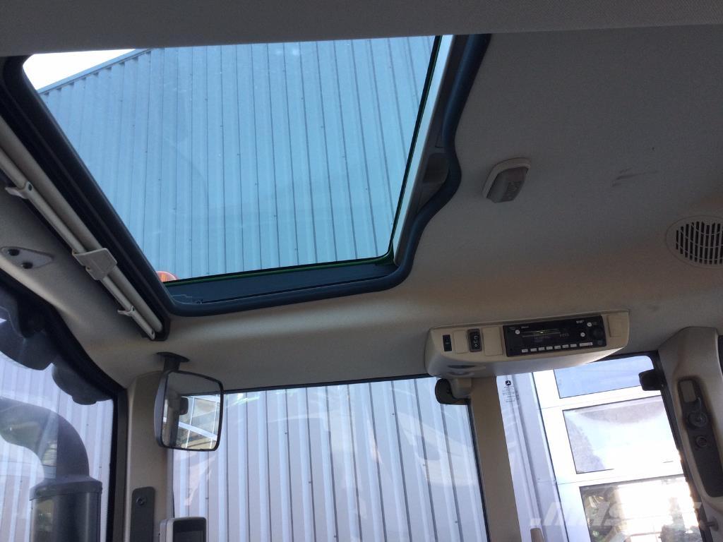 John Deere 6110M Tractors